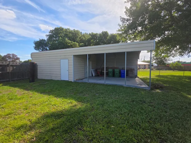 outbuilding