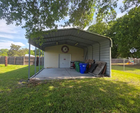 outbuilding