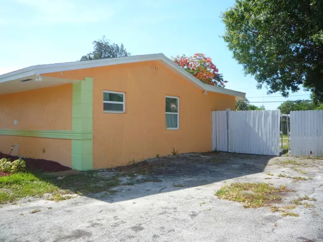 P1120453