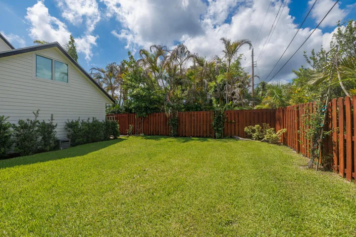 FENCED YARD