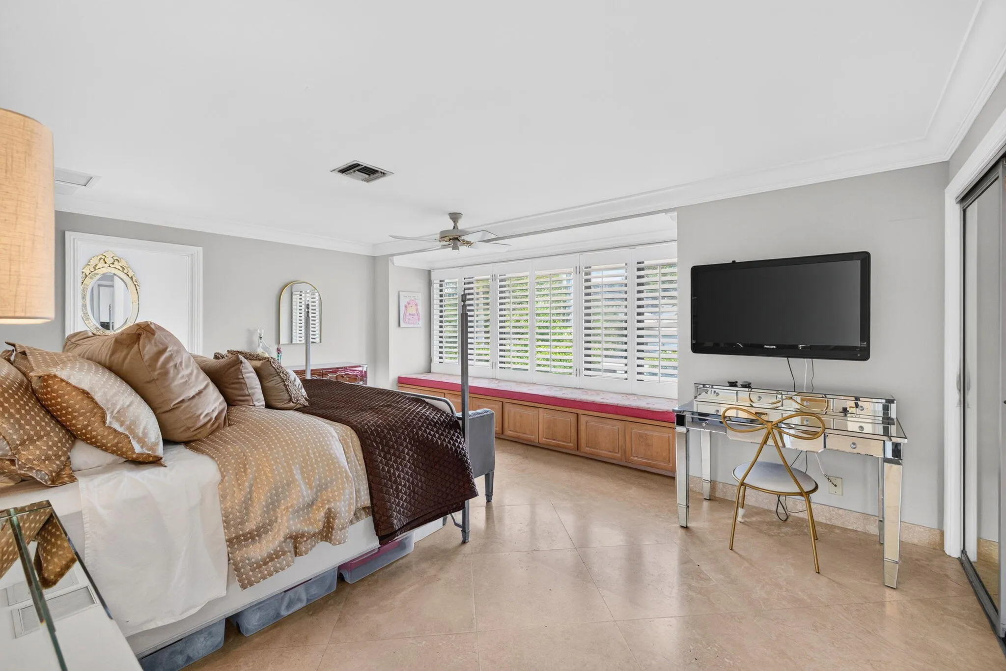 046-Secondary-Bedroom-Wide