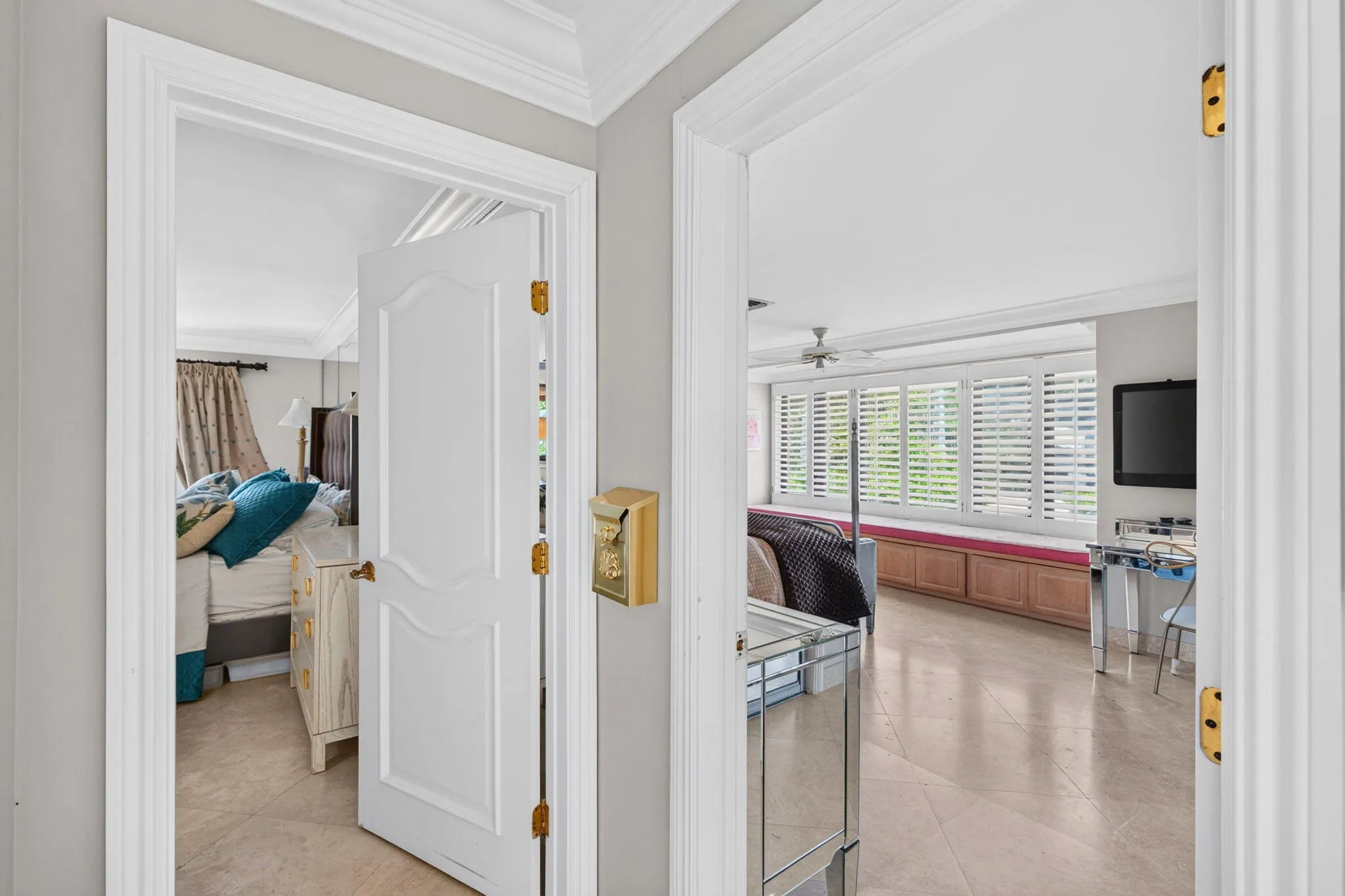 044-Bedroom-Hall-Entry