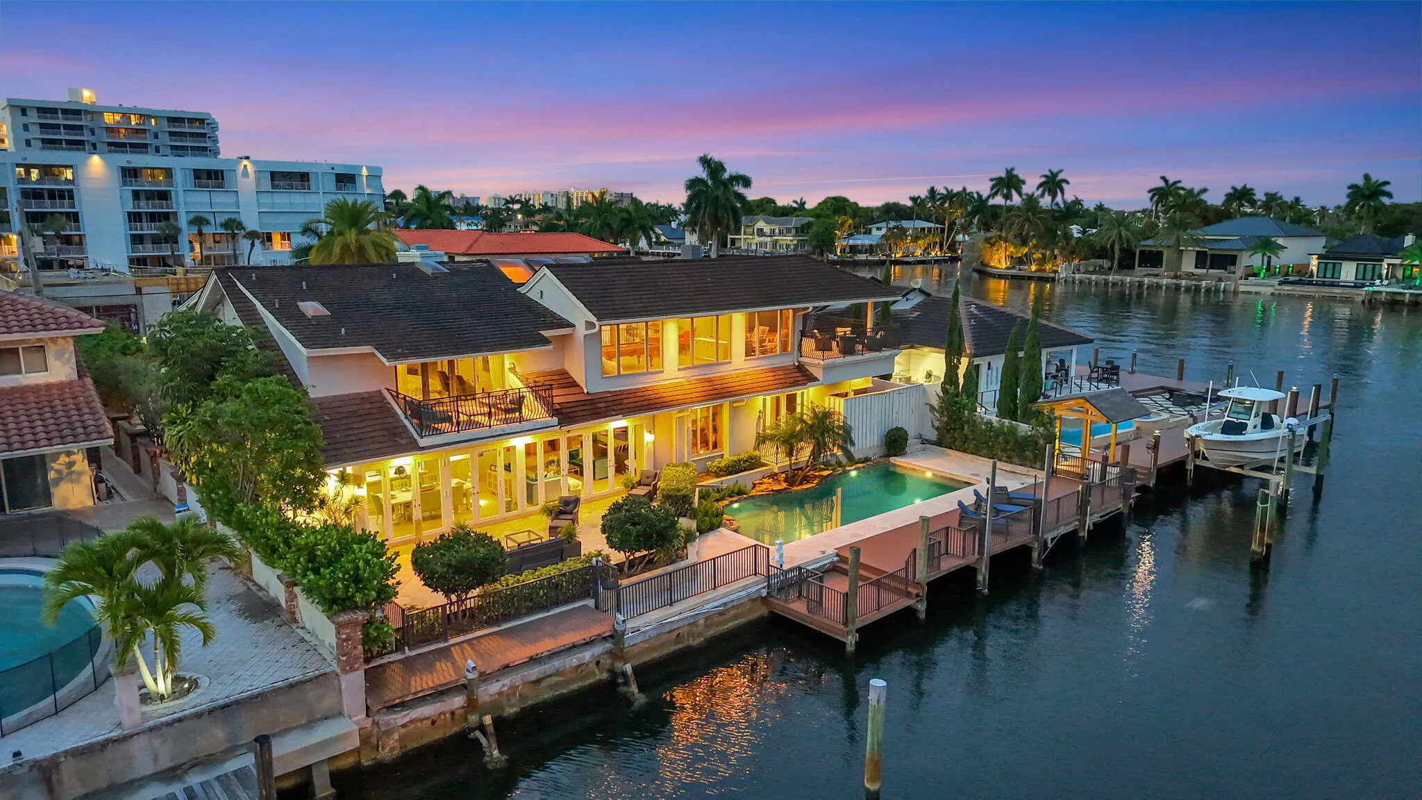 029-Twilight-Aerial-Waterfront-Hero