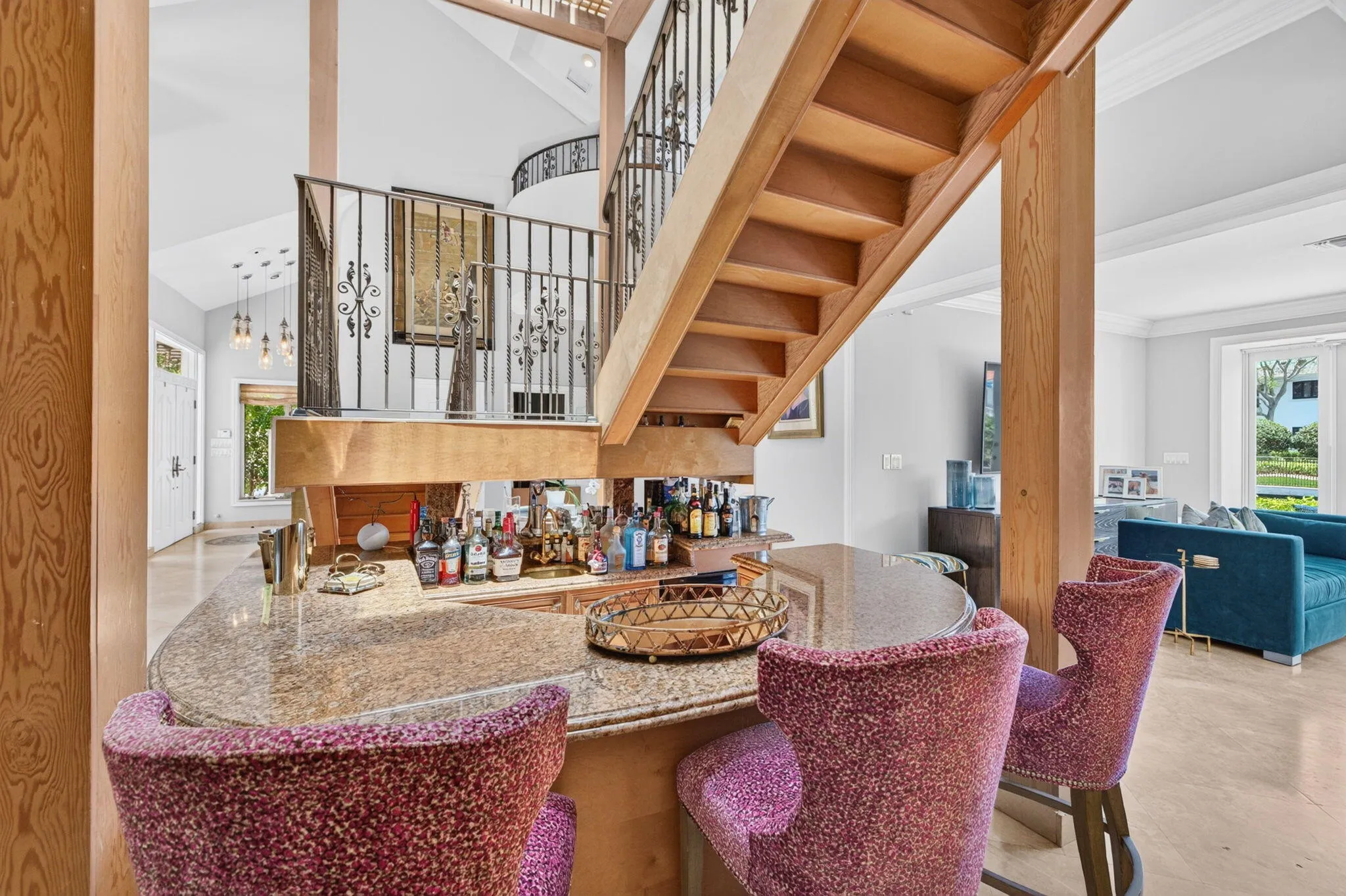 060-Wet-Bar-Stair-Connection