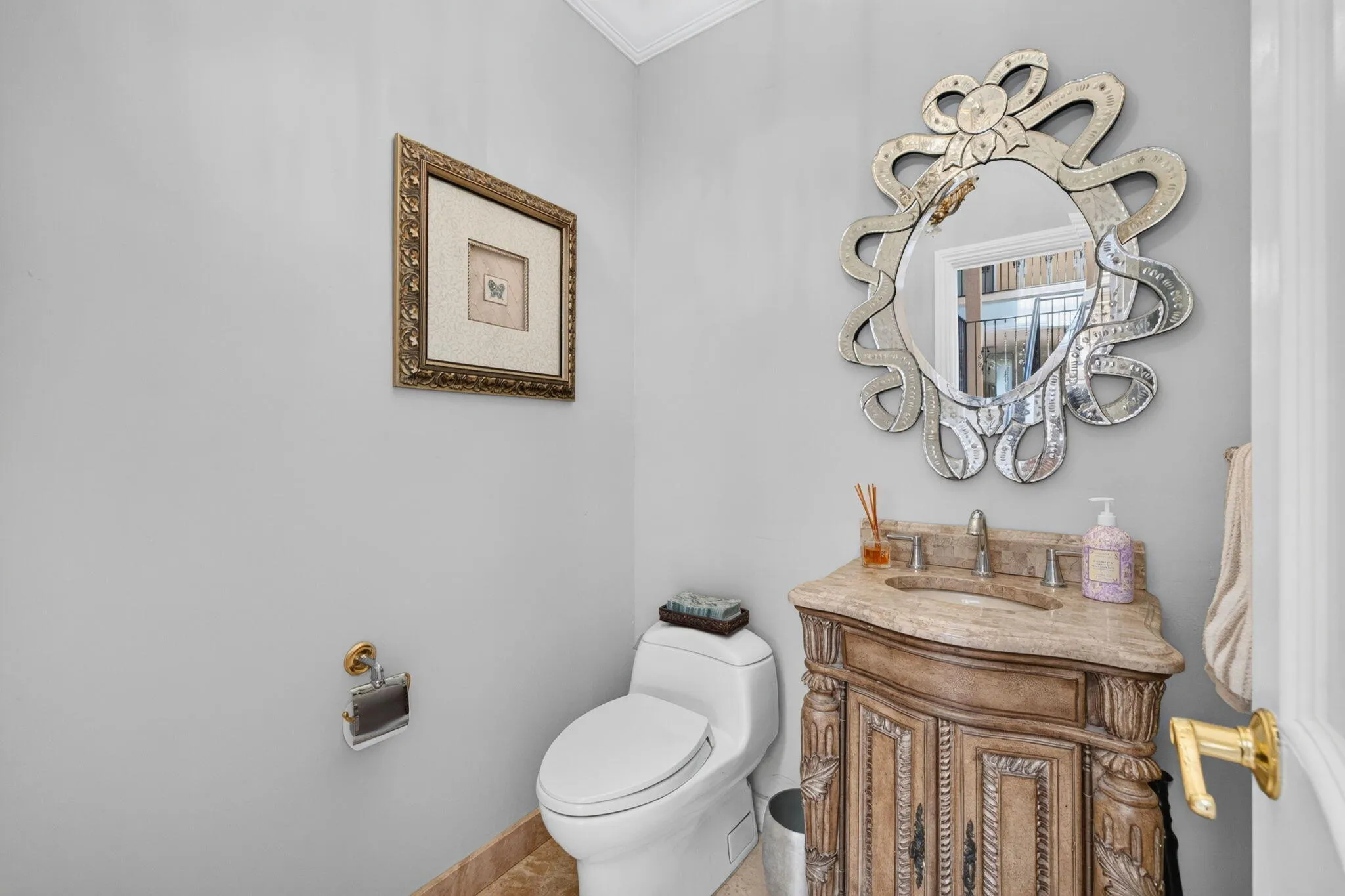 054-Powder-Room-Vanity