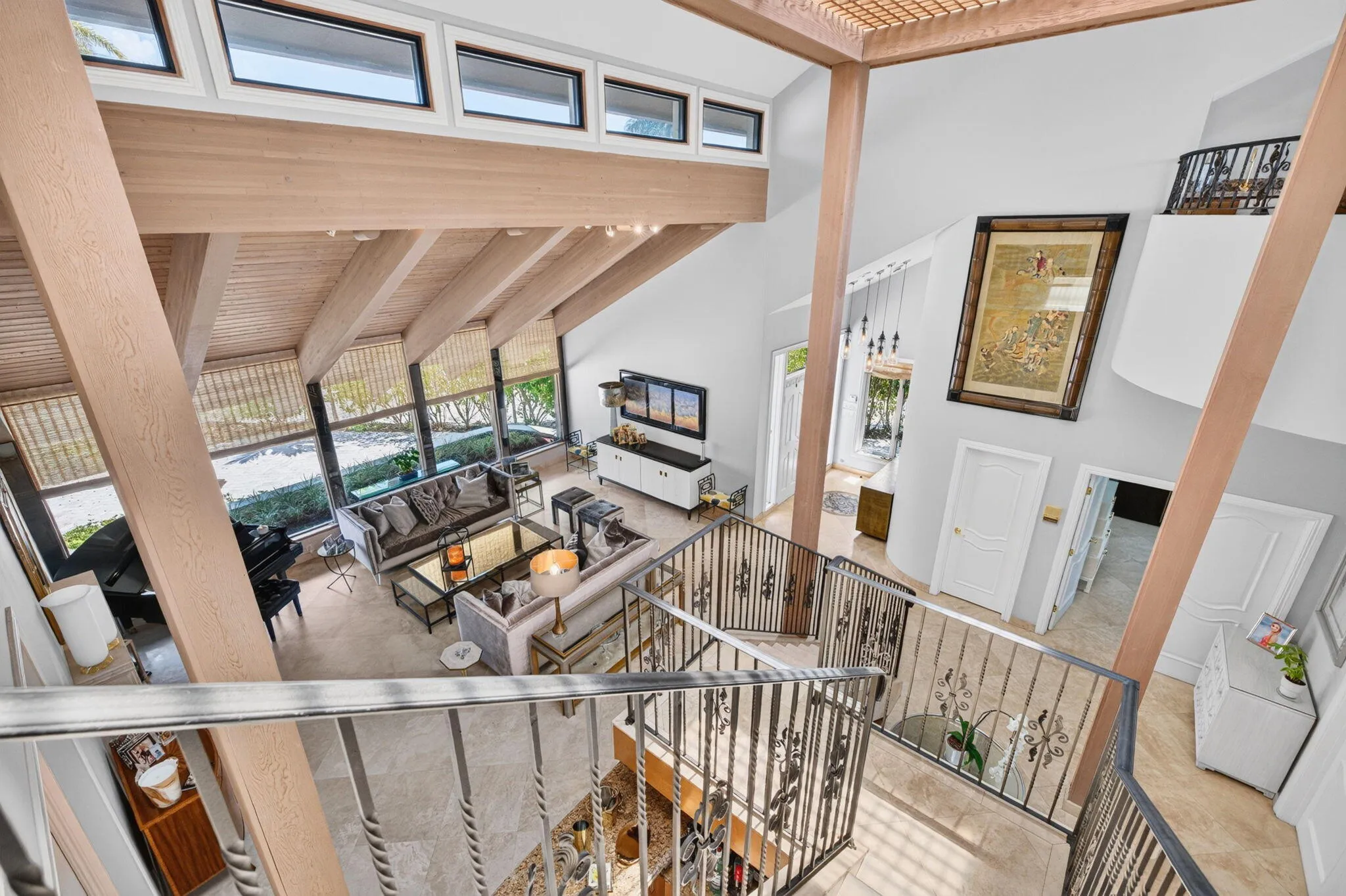 036-Upper-Gallery-Stair-View