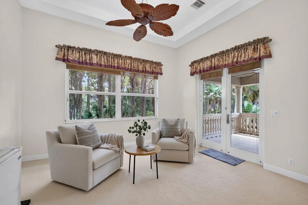 Property photo 43