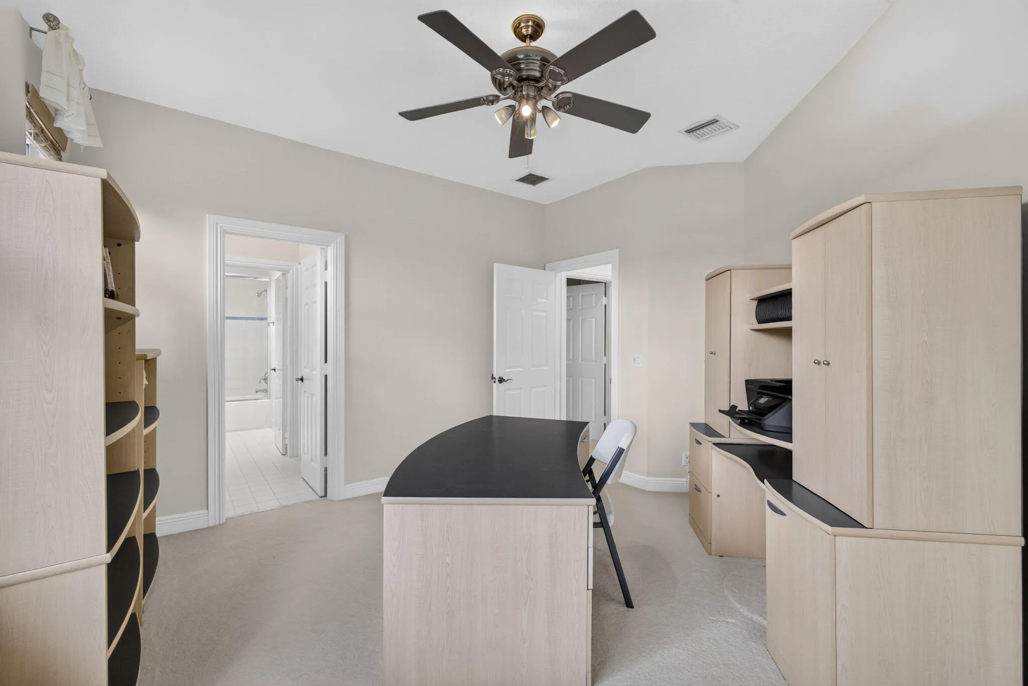 Property photo 34