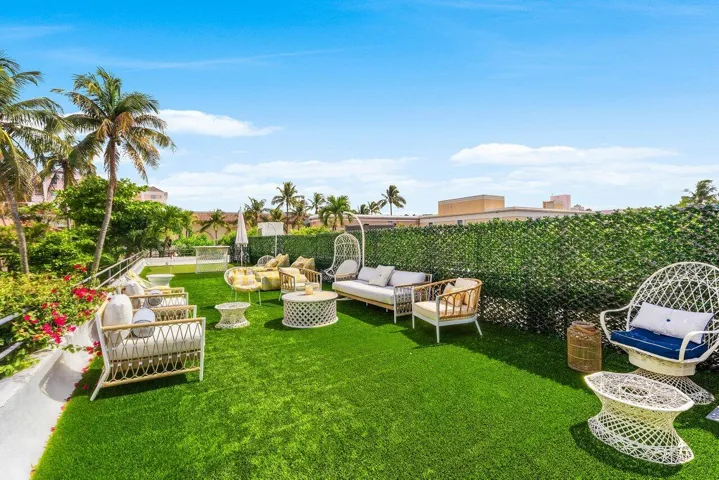 027-162PeruvianAvenue-PalmBeach-FL-33480