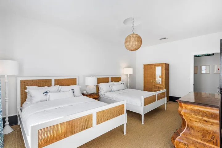 024-162PeruvianAvenue-PalmBeach-FL-33480
