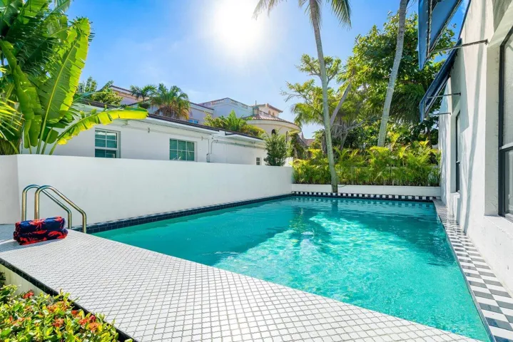 029-162PeruvianAvenue-PalmBeach-FL-33480