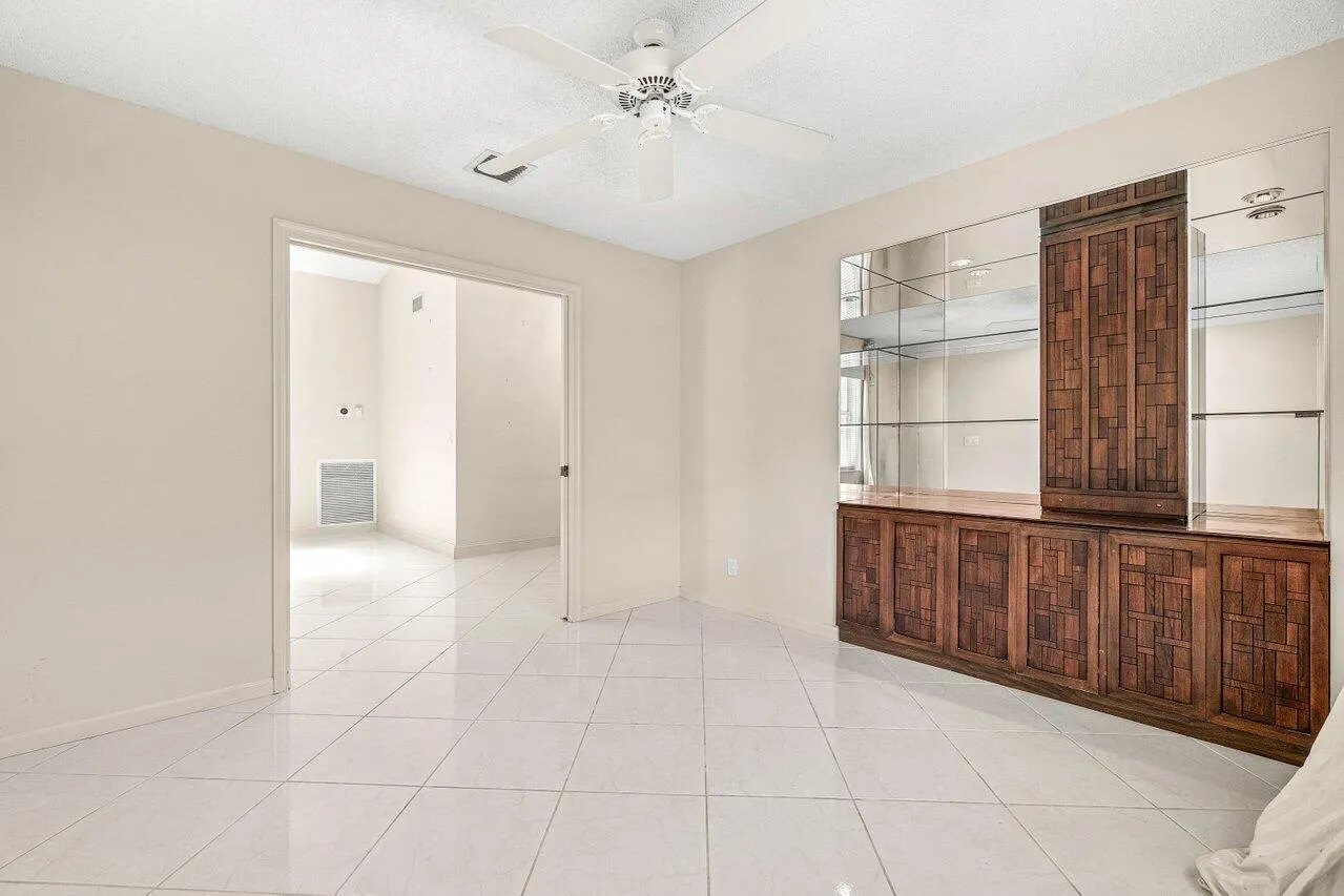030-9763HarbourLakeCircle-BoyntonBeach-F