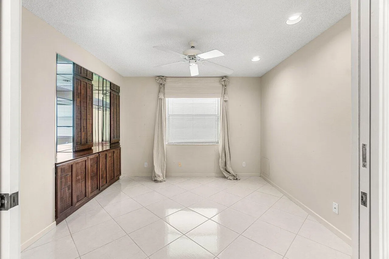 029-9763HarbourLakeCircle-BoyntonBeach-F