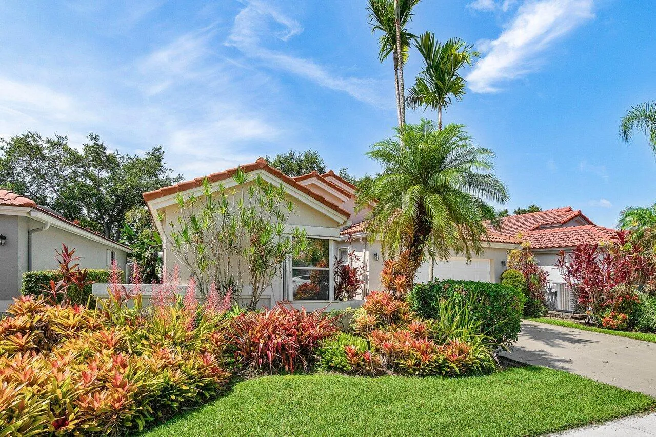 002-9763HarbourLakeCircle-BoyntonBeach-F