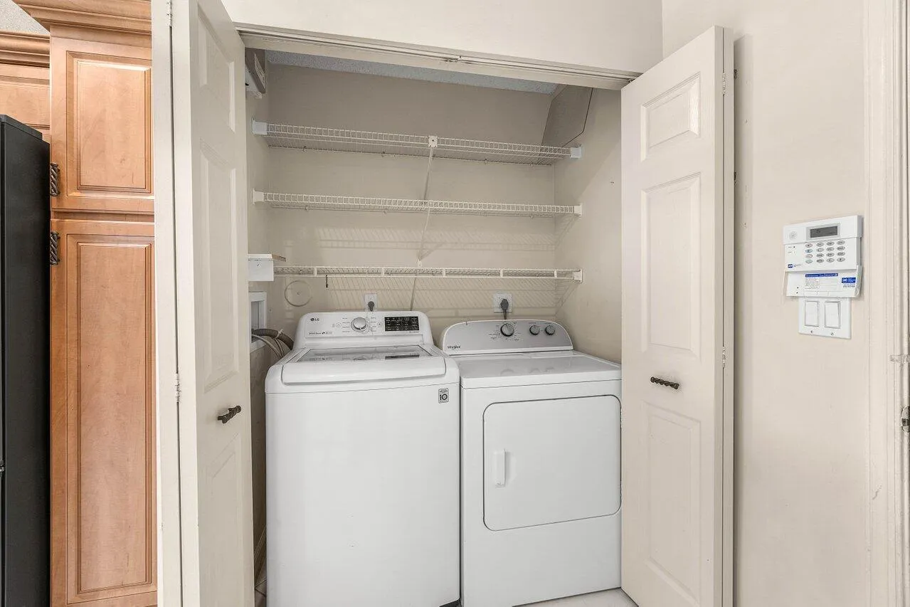 038-9763HarbourLakeCircle-BoyntonBeach-F