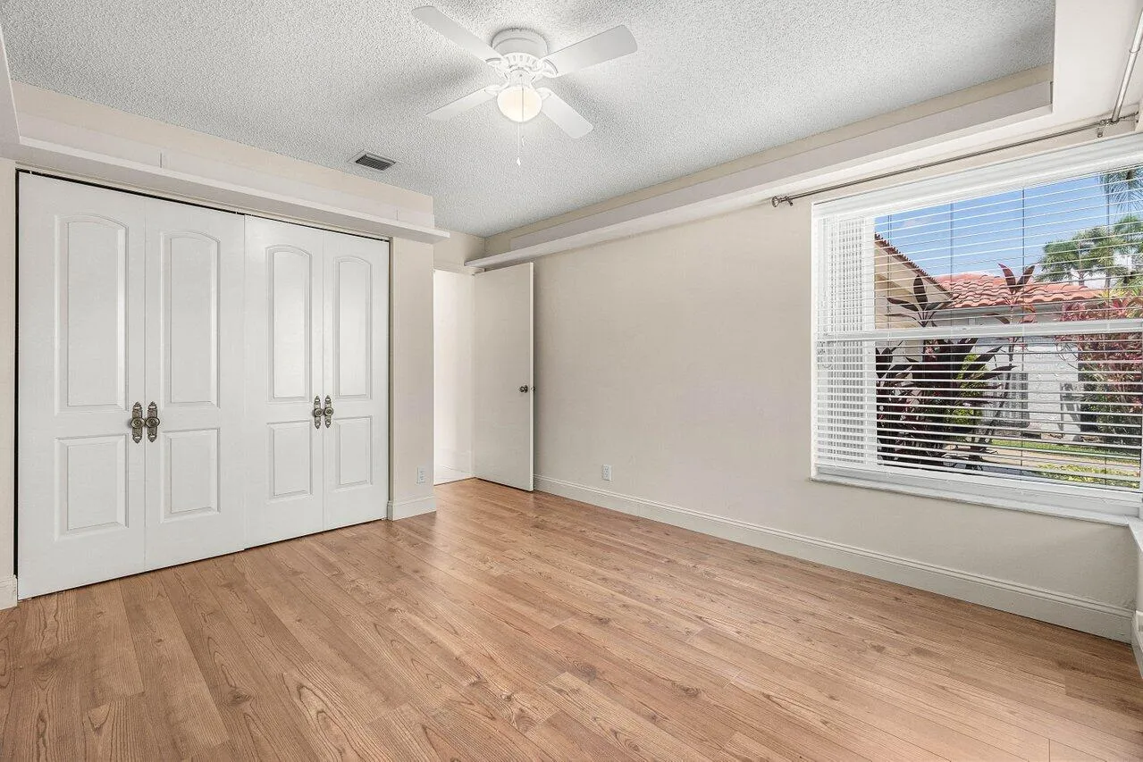 027-9763HarbourLakeCircle-BoyntonBeach-F