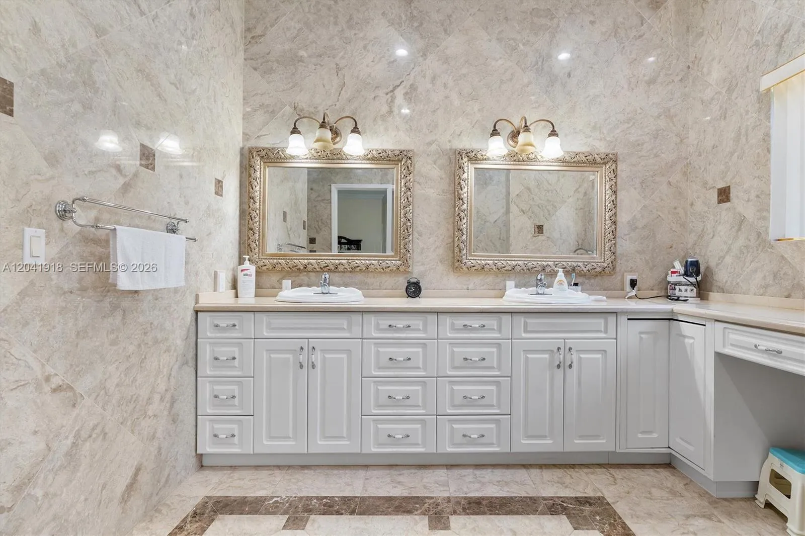 Property photo 48