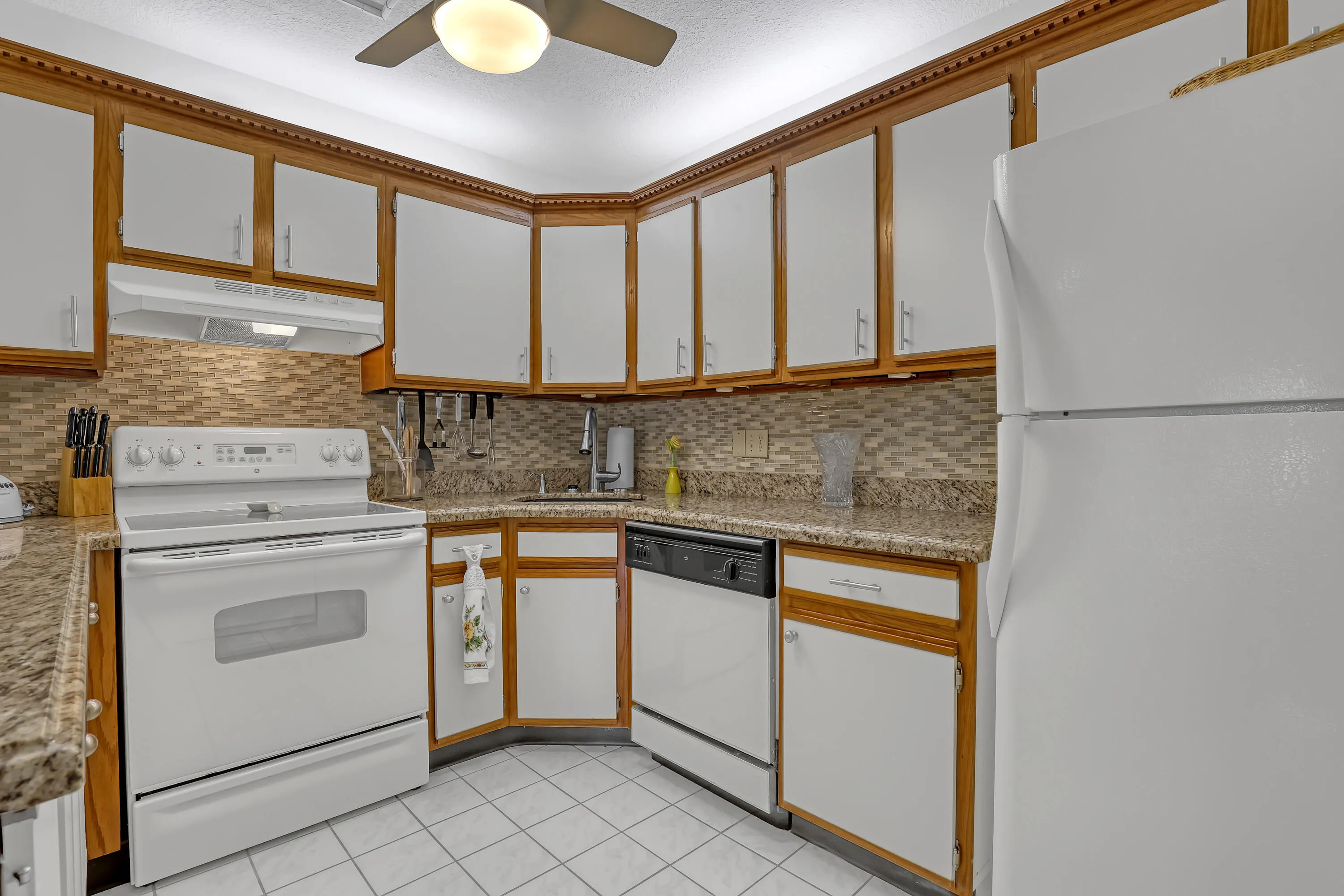 339 Pine Ridge #D1 (17)