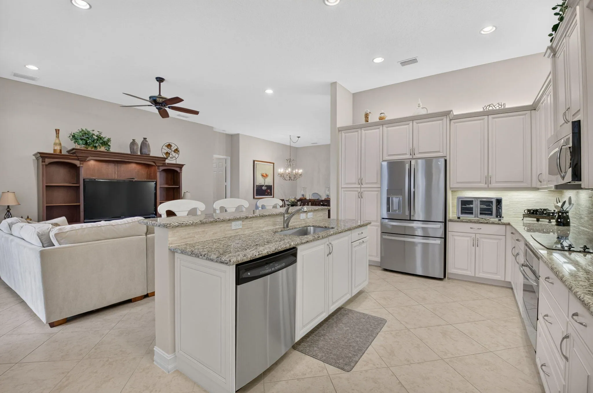 Kitchen/Family Room