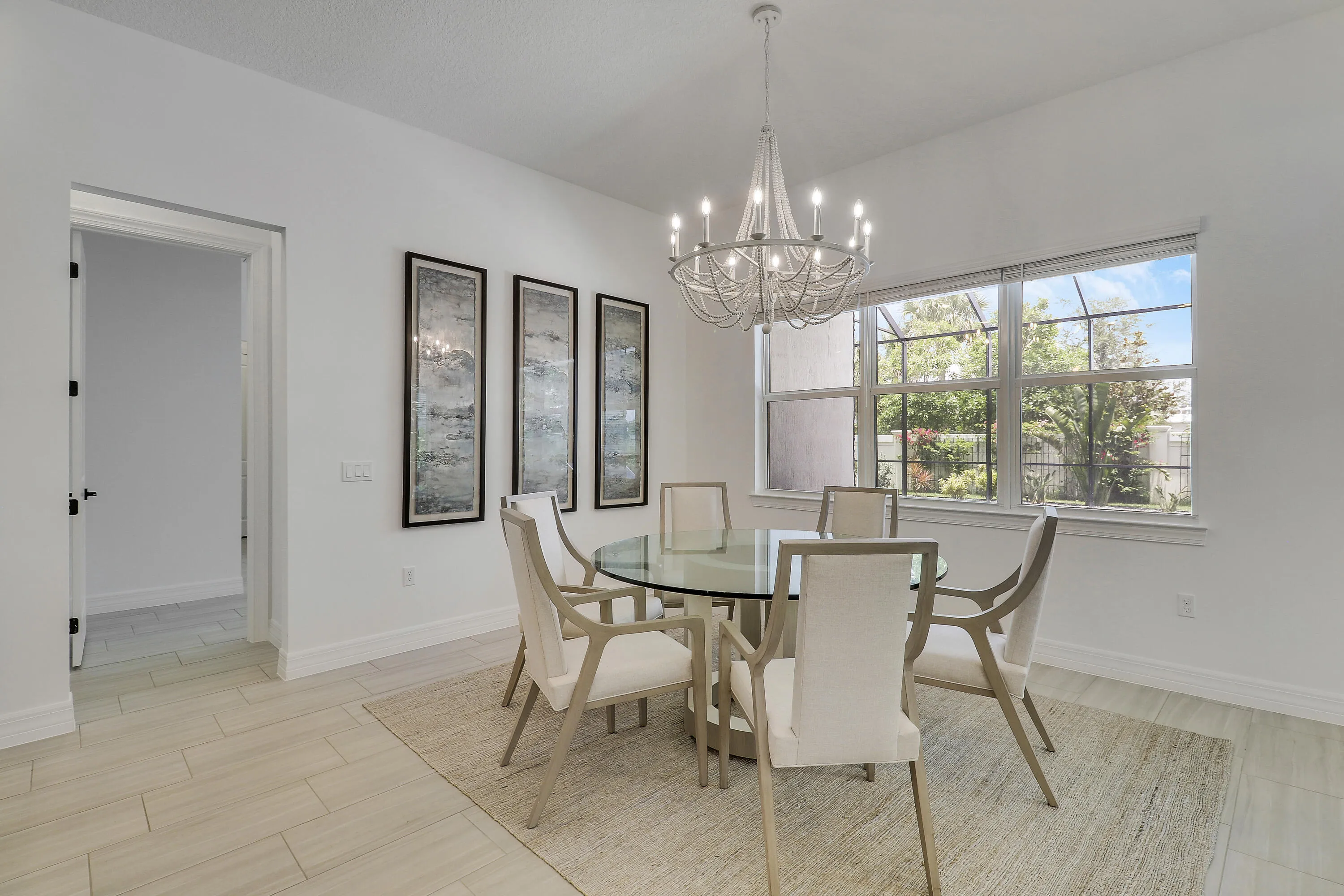 Dining Area Pool View