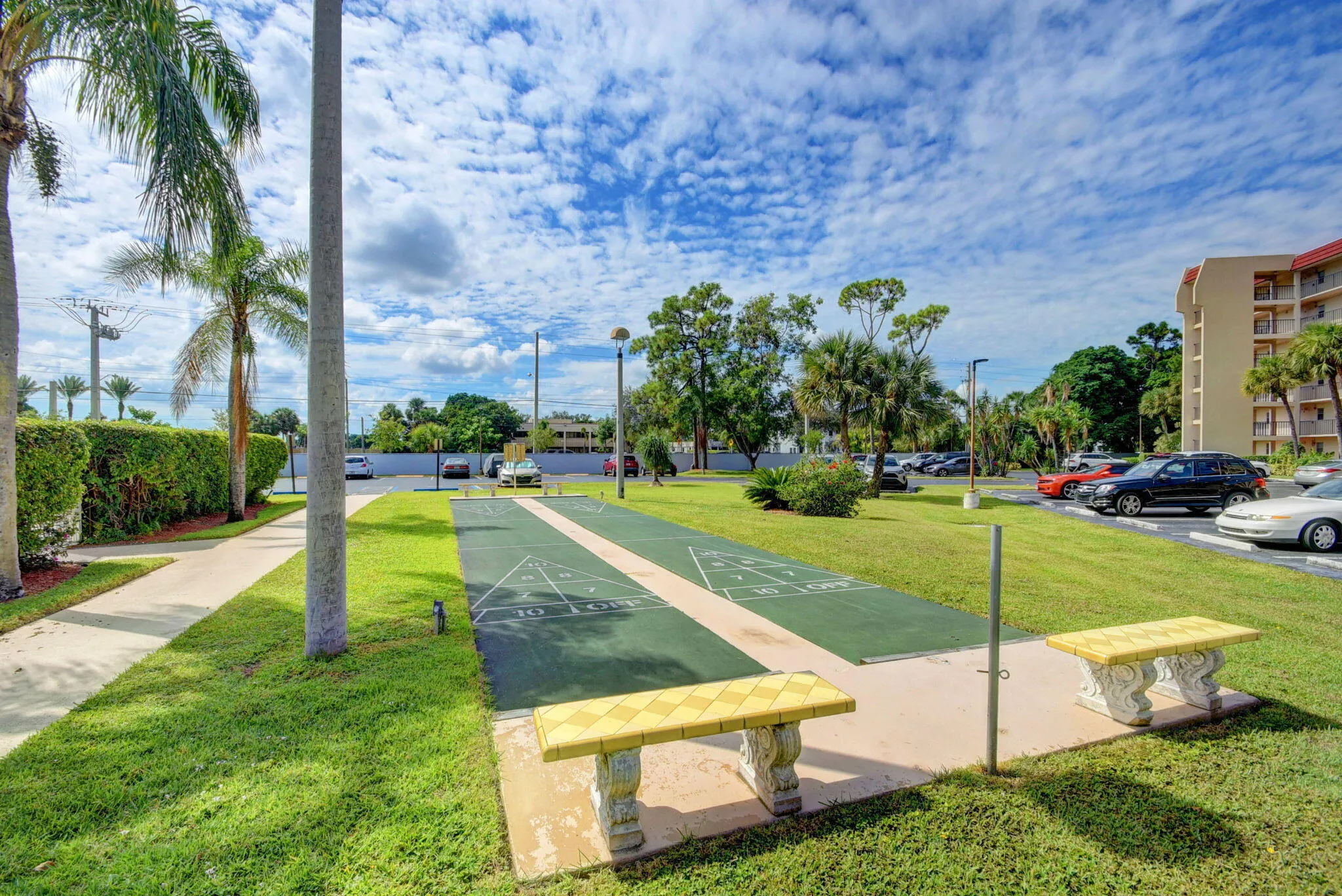 63-web-or-mls-60-print-Via Poinciana (13