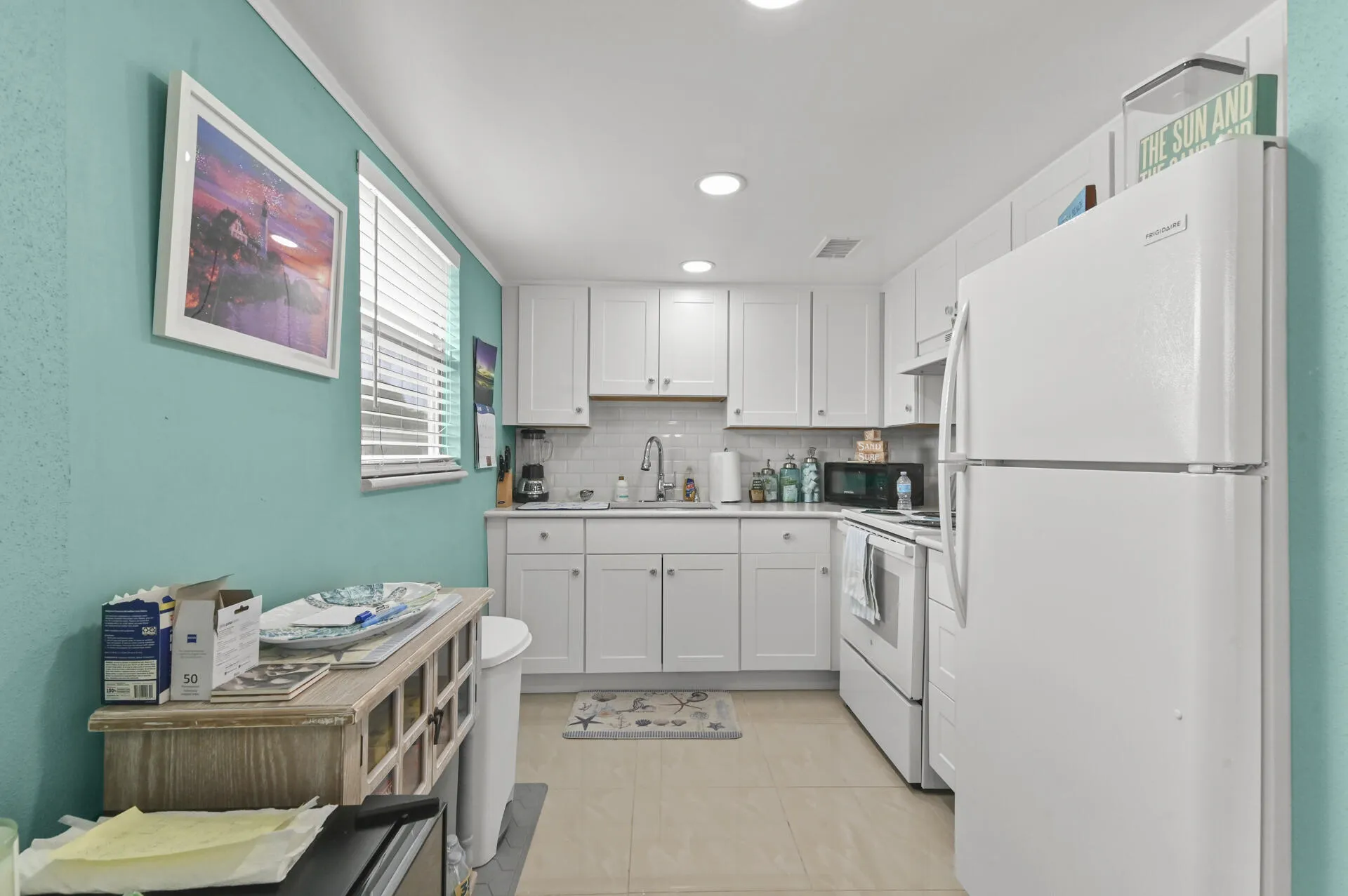 11 Kitchen 01