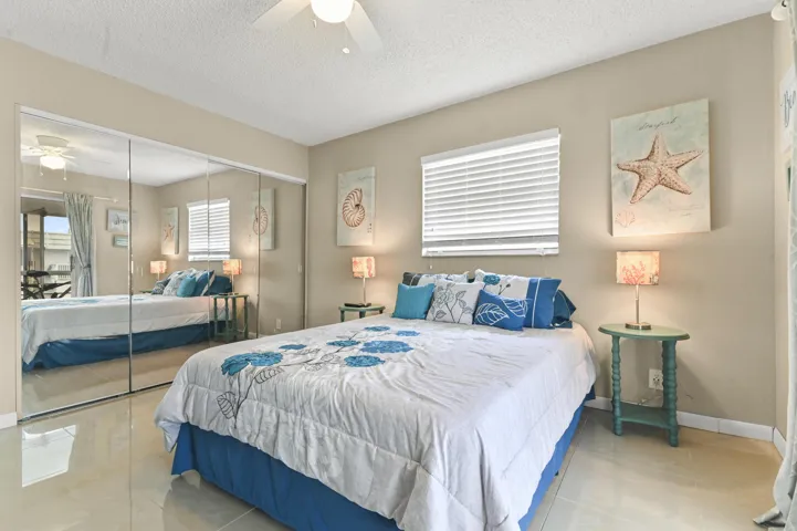 20 Bedroom 03