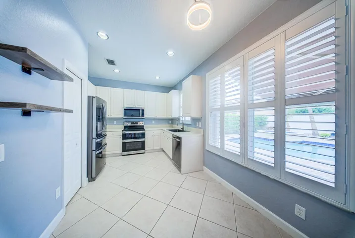 MLS-23