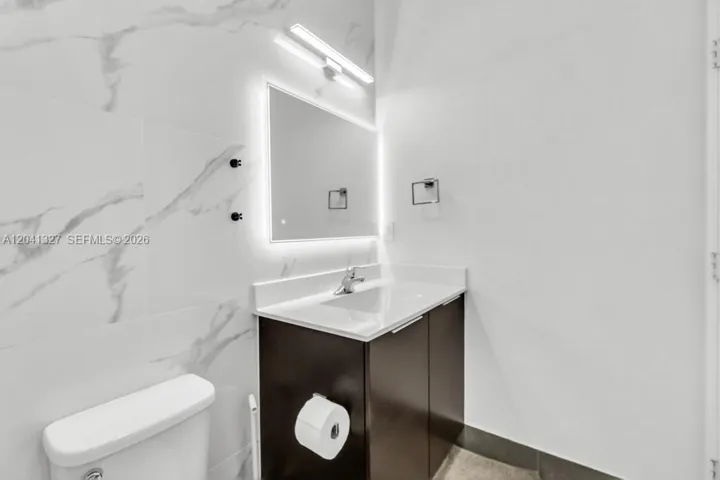 Second floor Bath
