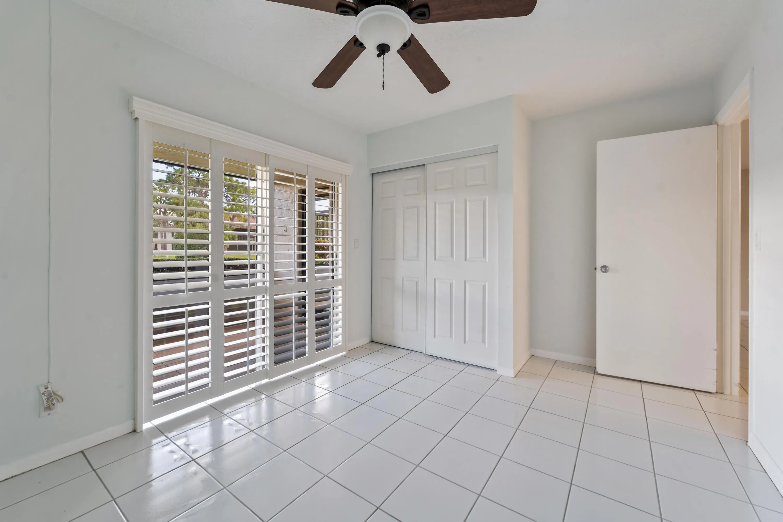 25-web-or-mls-5D1A1373