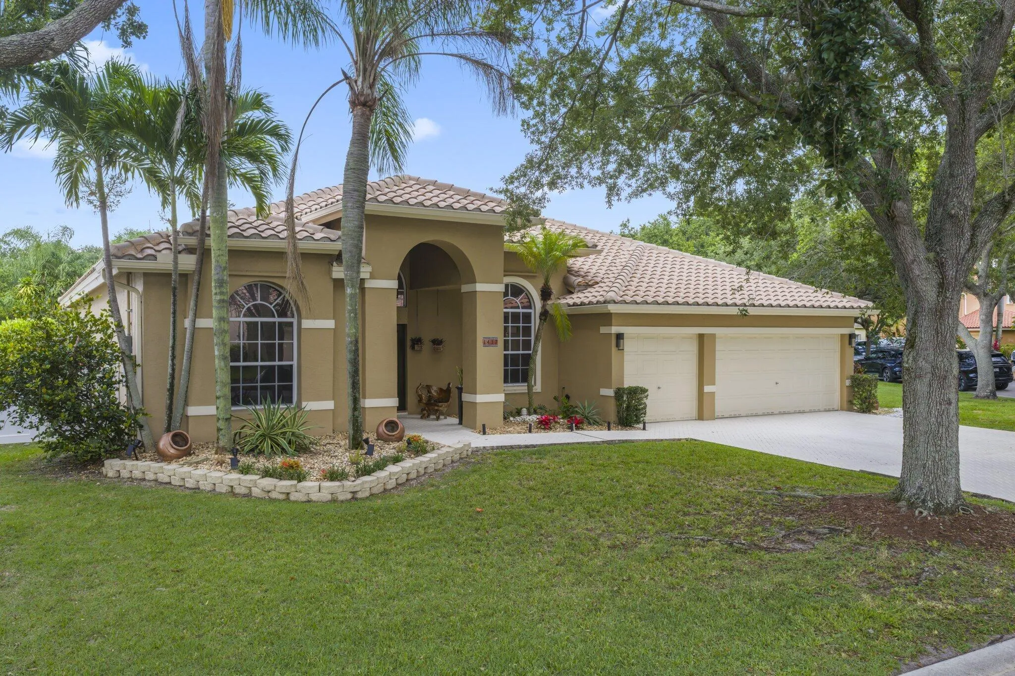 1437 Northwest 102nd Drive - 3.jpg-SMALL