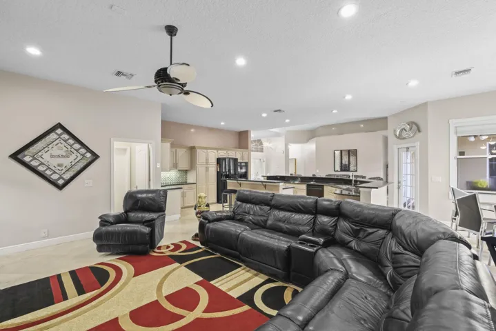 1437 Northwest 102nd Drive - 15.jpg-SMAL