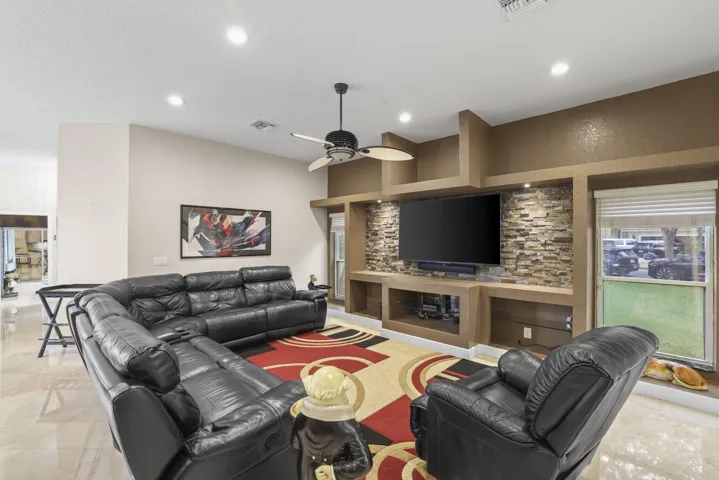 1437 Northwest 102nd Drive - 13.jpg-SMAL