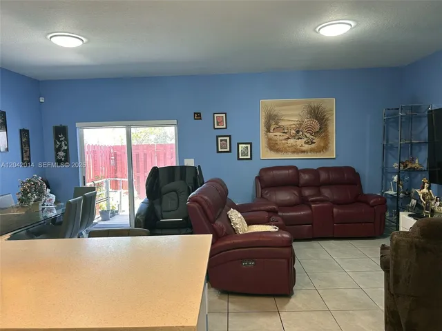 Dining & Living area
