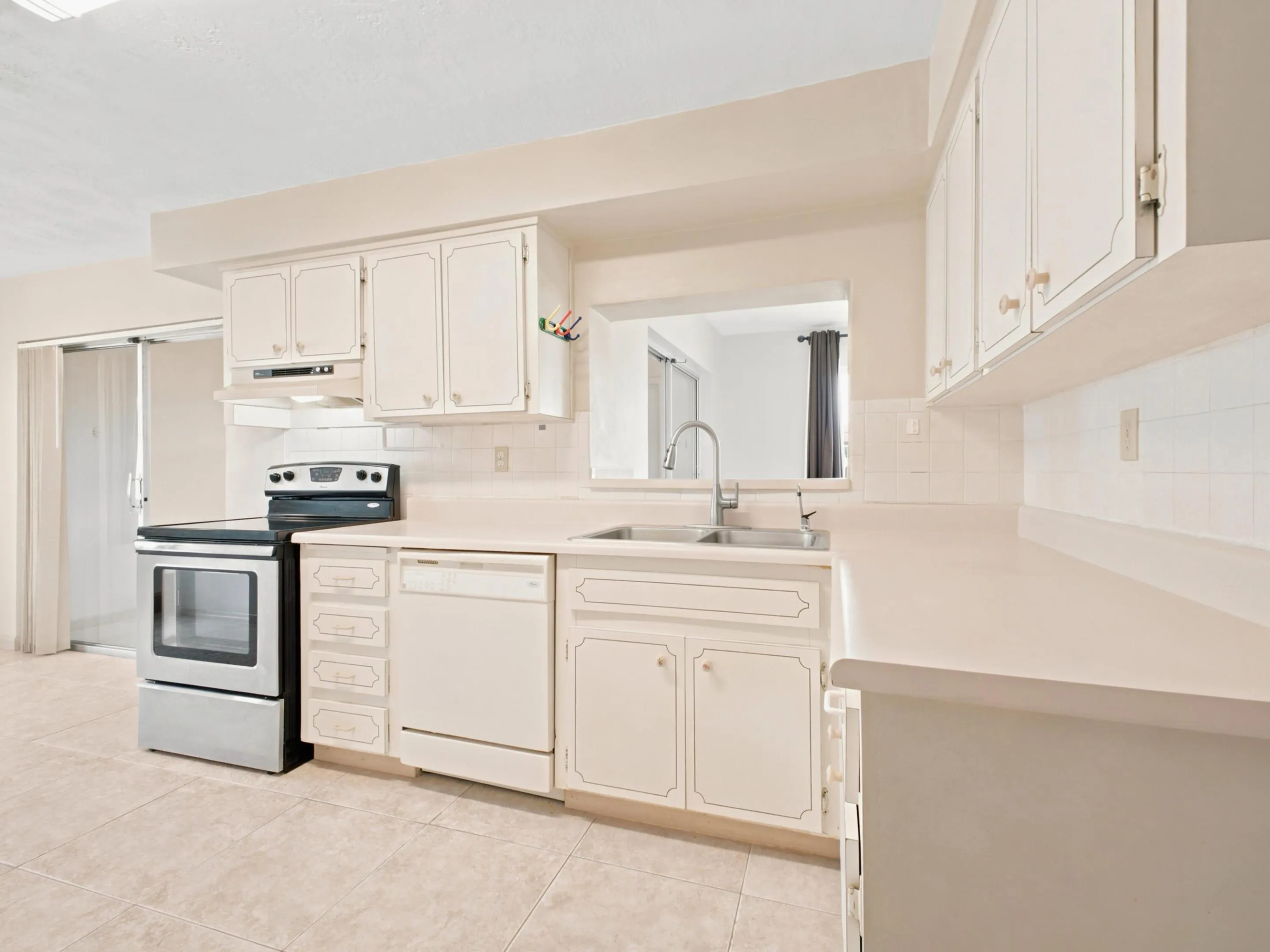 Kitchen 3