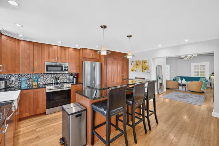Open - Spacious Kitchen