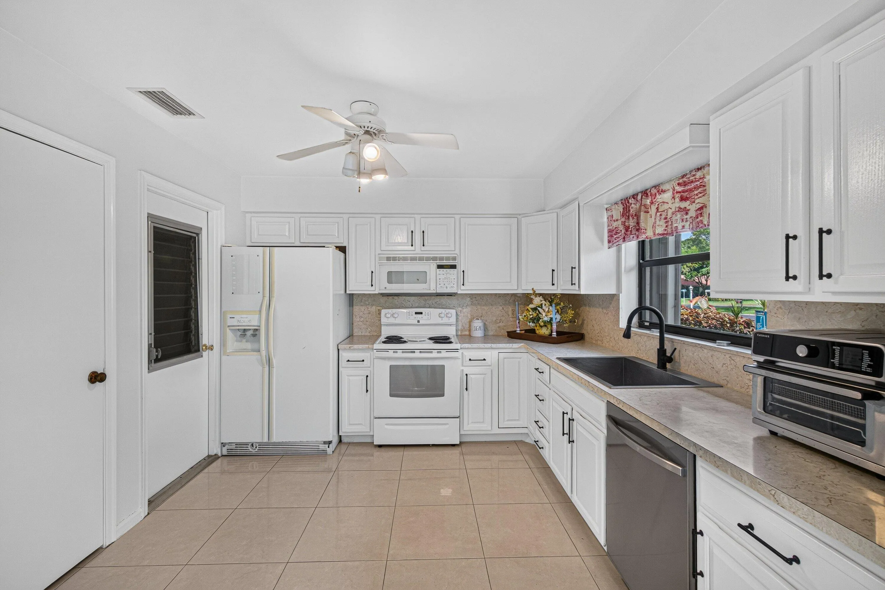 012-9830BischofiaTreeWay-B-BoyntonBeach-