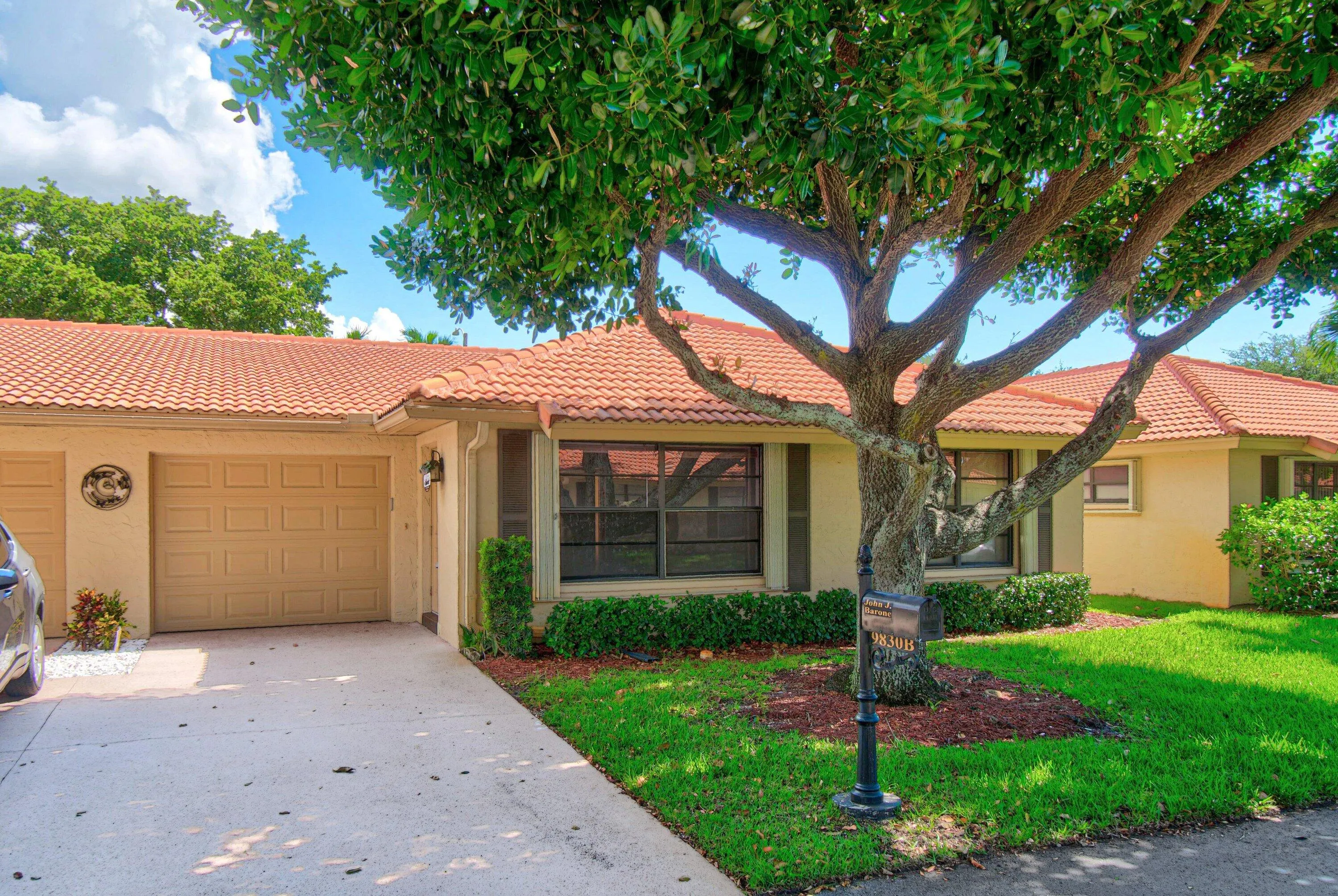 002-9830BischofiaTreeWay-B-BoyntonBeach-