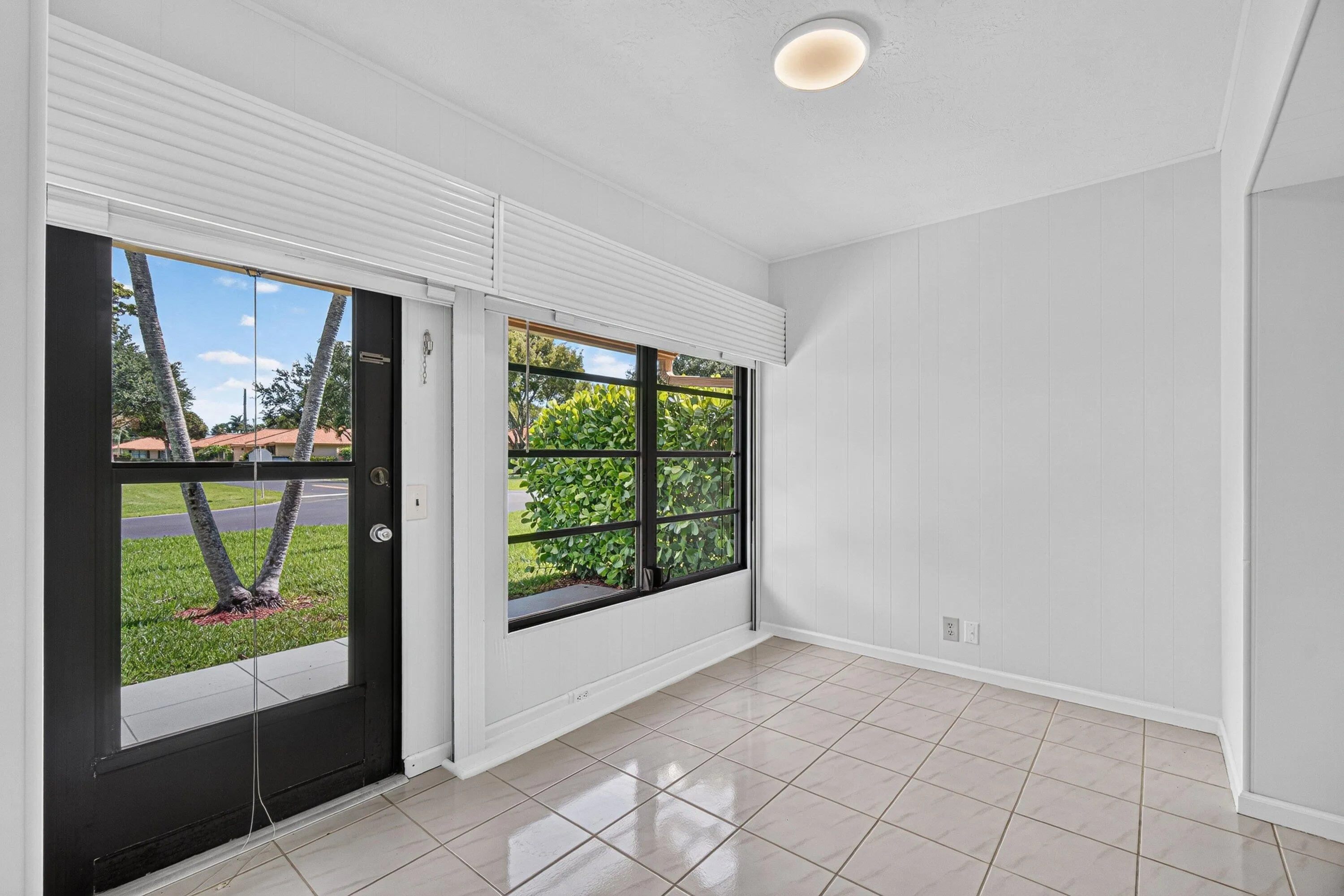 011-9830BischofiaTreeWay-B-BoyntonBeach-