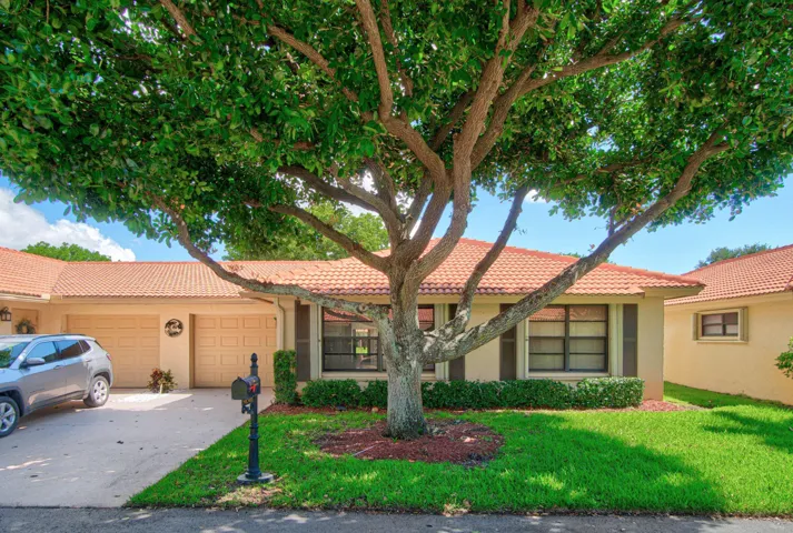 001-9830BischofiaTreeWay-B-BoyntonBeach-