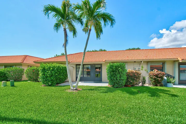 029-9830BischofiaTreeWay-B-BoyntonBeach-