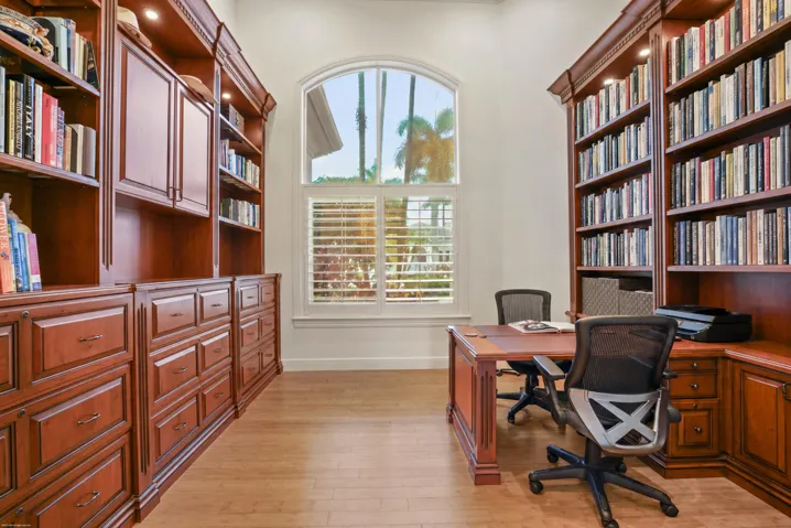 12809 Mizner Way 035a