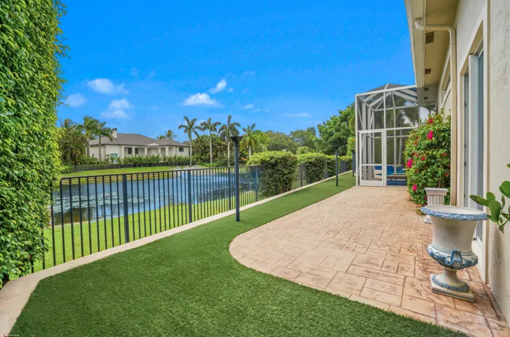 12809 Mizner Way 065