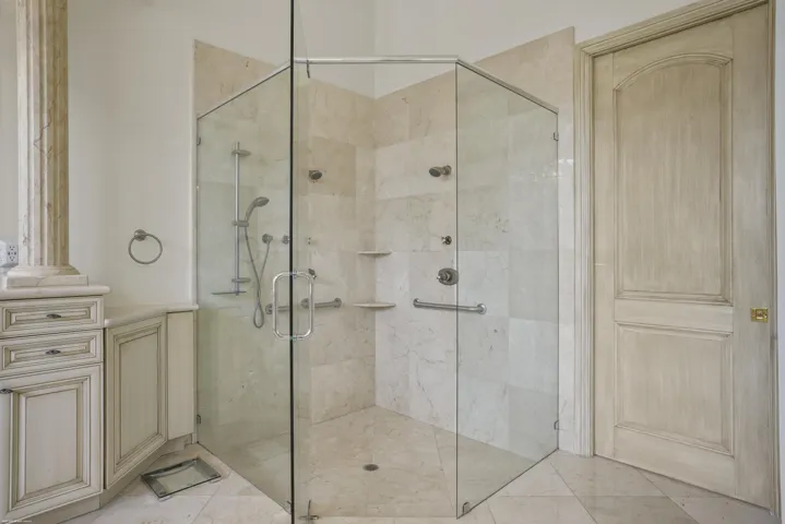12809 Mizner Way 041