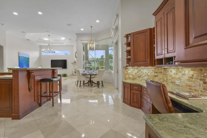 12809 Mizner Way 024