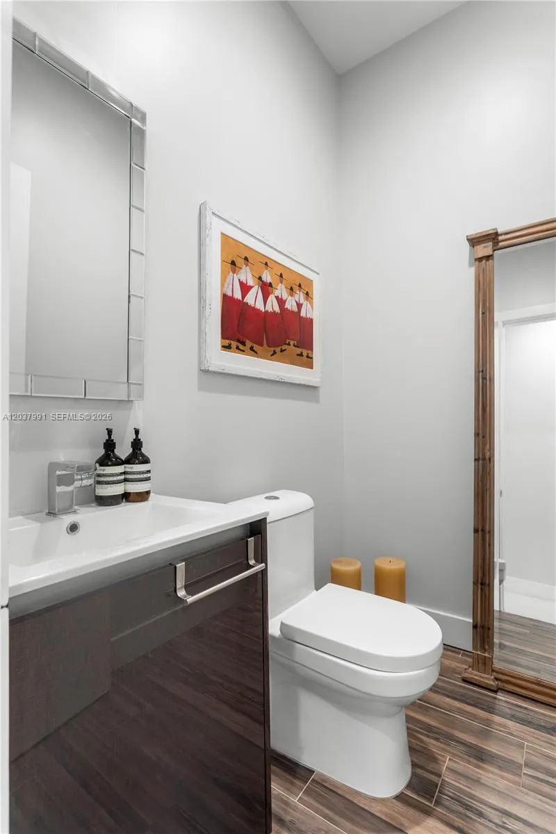 Property photo 31