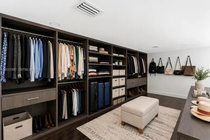 2nd Closet / Loft