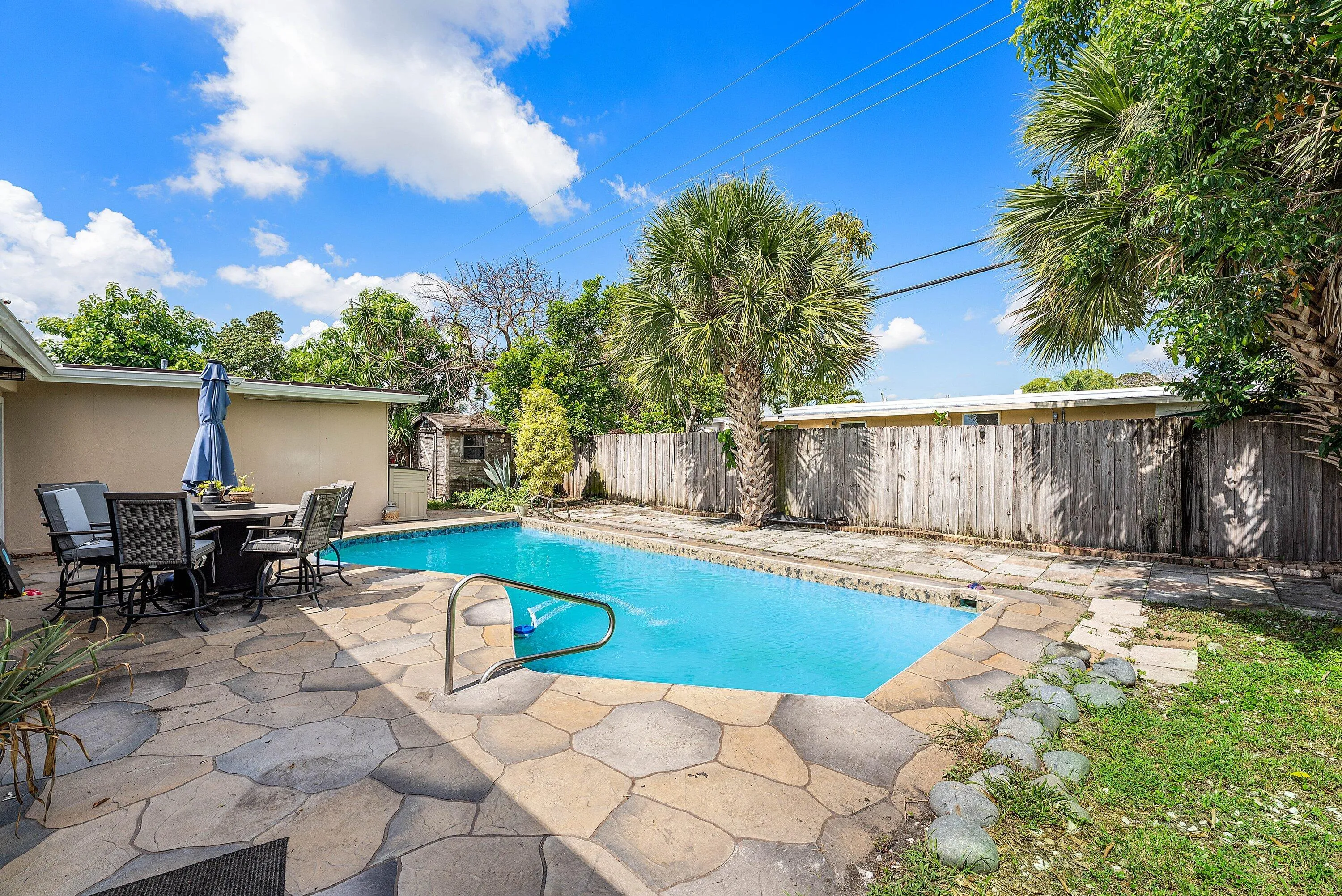 021-1845KudzaRoad-WestPalmBeach-FL-33415