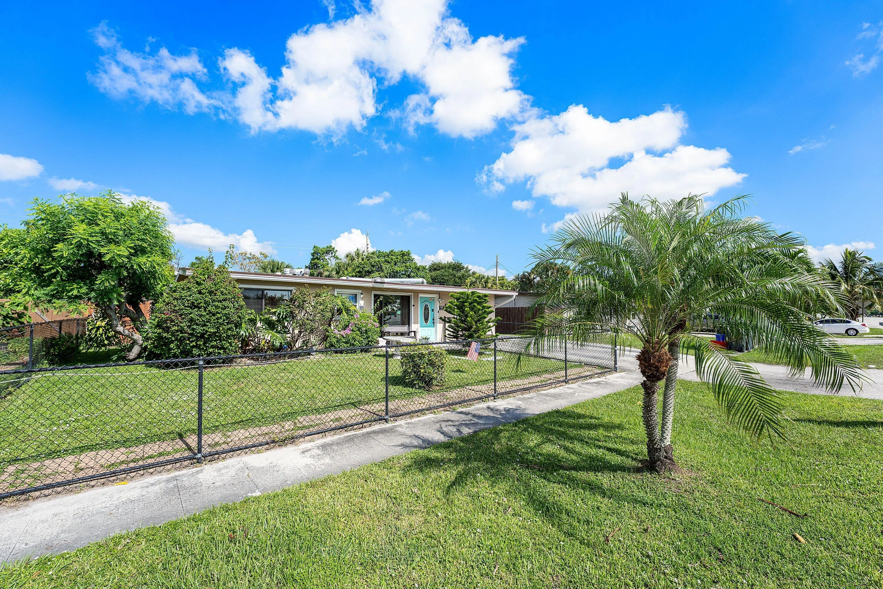 002-1845KudzaRoad-WestPalmBeach-FL-33415