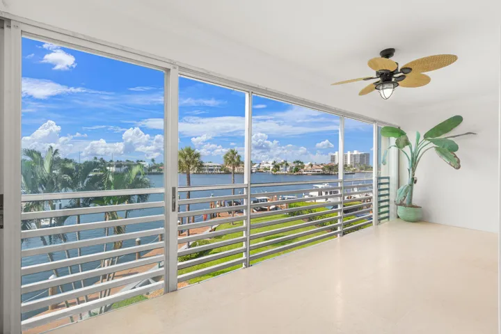 INTRACOASTAL WATER VIEW FROM THEEXTENDED LANAI
